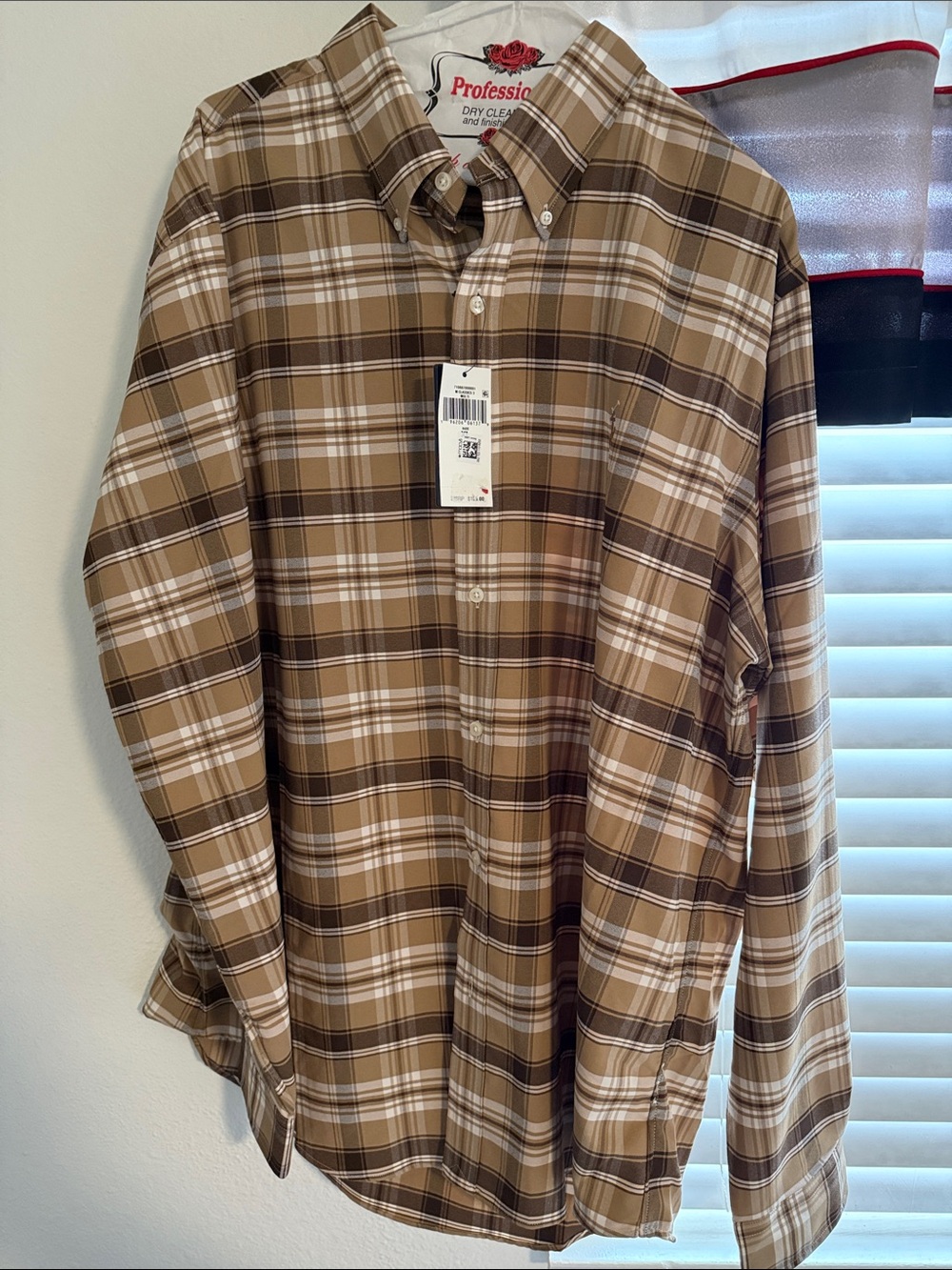 Professional Men’s Brown Plaid Button-Down Shirt